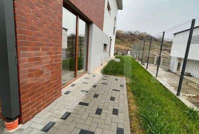 Casă cu 4 camere semidecomandat cu Teren 160 Mp în Iris - 7