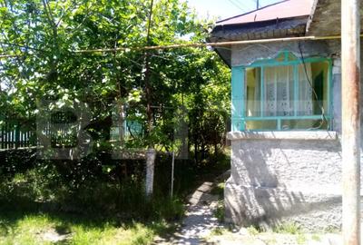 Casa cu 2 camere, suprafata teren 1700mp + super priveliste - 4