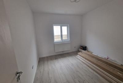 Duplex cu 3 camere cu Canalizare în Central - 39
