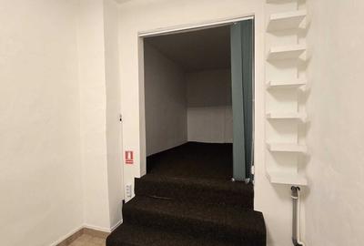 Spațiu comercial, de 22 mp, în Central - 6