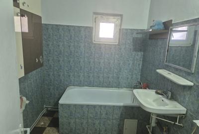 Apartament cu 2 camere semidecomandat în Buda - 8