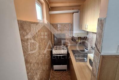 Apartament cu 2 camere în Rovinari - 6