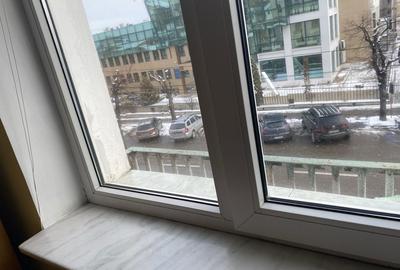 Apartament cu 4 camere decomandat în Central - 1
