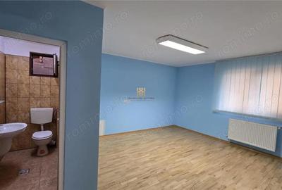 Spațiu comercial, de 65 mp, în Central