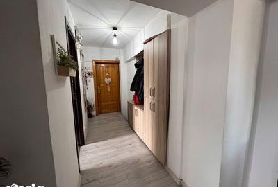 Apartament cu 2 camere decomandat, mobilat în Rovine - 5