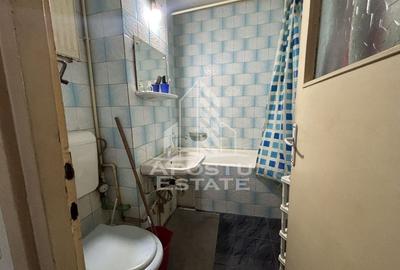 Apartament decomandat cu 3 camere, zona Dambovita, etaj intermediar - 12