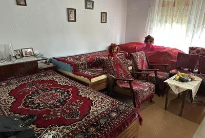 Casă cu 3 camere cu Teren 2800 Mp în Central - 10