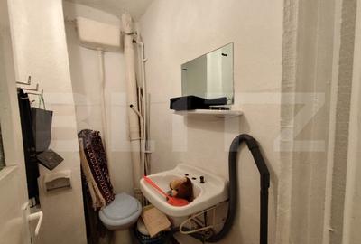 Apartament cu 3 camere decomandat, mobilat în Cugir - 2