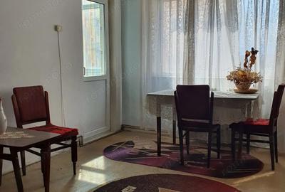 Se vinde apartament cu 3 camere - 3