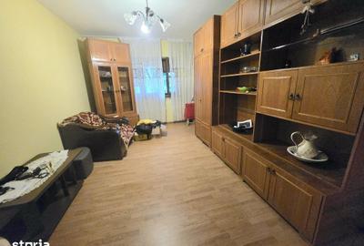 Apartament cu 2 camere decomandat în Școlilor