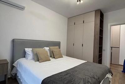 Apartament cu 2 camere semidecomandat în Florești