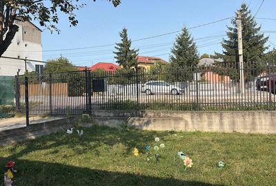 Casă cu Teren 900 Mp în Central