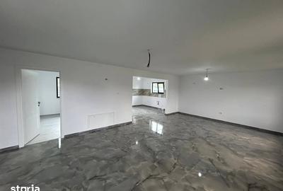 Casă cu 4 camere cu Teren 700 Mp în Central - 4