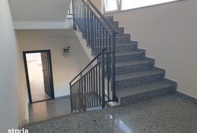Apartament cu 3 camere decomandat în Rediu - 3