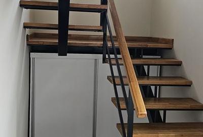 Casă cu 3 camere cu Teren 460 Mp în Doicești - 1