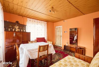 Casă cu 3 camere în Pietroasa - 6