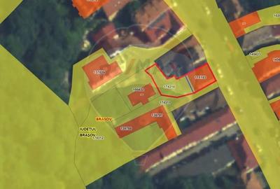 Vila pe str Alexandru Ioan Cuza, 10 camere, S + P + E, teren 282 mp - 5