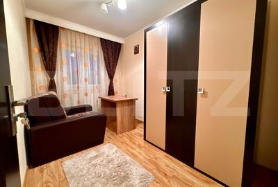 Apartament de vanzare, 3 camere, 55.32 mp - zona Decebal - 7