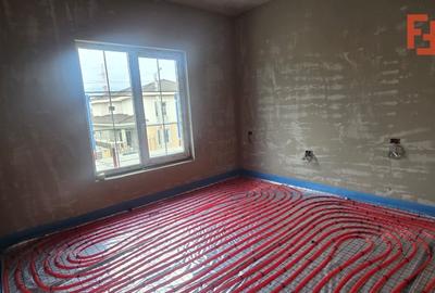 Duplex cu 5 camere cu Canalizare în Moșnița Nouă - 10