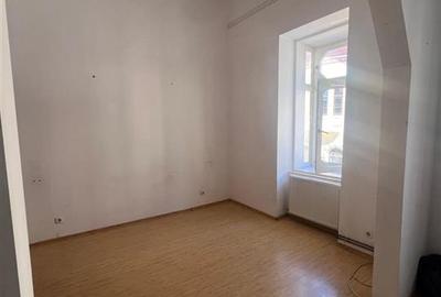 Apartament cu 2 camere decomandat în Central - 1