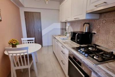 Apartament cu 2 camere decomandat, mobilat în Păcii
