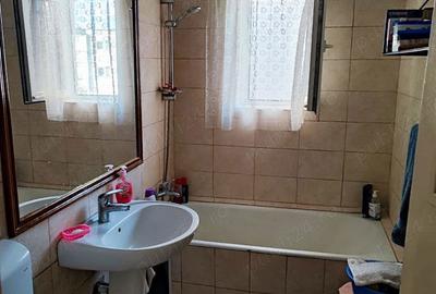 Apartament cu 3 camere semidecomandat în Turda - 2