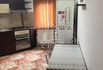 Apartament cu 3 camere, decomandat, centrala proprie, zona Soarelui - 8
