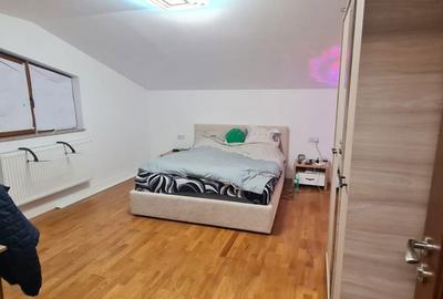 Casă cu 5 camere cu Teren 295 Mp în Central - 14