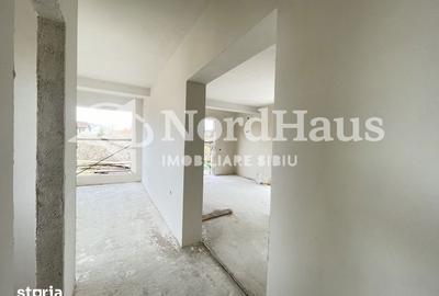 Casă cu 4 camere cu Teren 218 Mp în Gușterița - 1