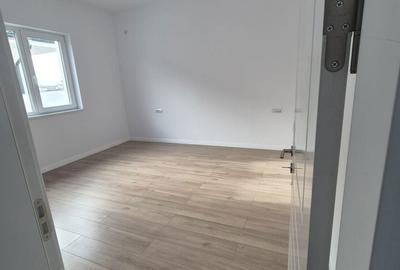Casă cu 5 camere cu Teren 300 Mp în Central - 7