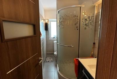 Apartament cu 2 camere decomandat, mobilat în Decebal - 5