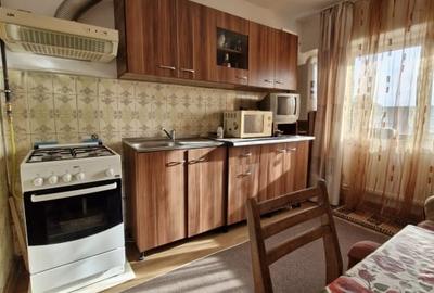 Apartament cu 3 camere decomandat în Eforie Nord - 10