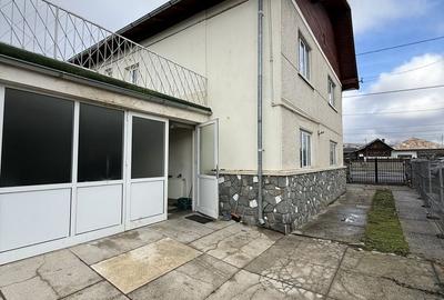 Casă/vilă P+1 cu terasă 210 mp + anexă 80 mp și teren 470 mp - 28