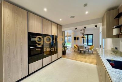 UNICA/ABSOLUT SUPERBA/ VILA INDIVIDUALA/IANCU NICOLAE/CURTE GENEROASA - 47