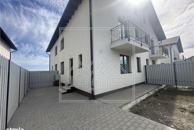 Casă cu 4 camere în Tineretului - 2