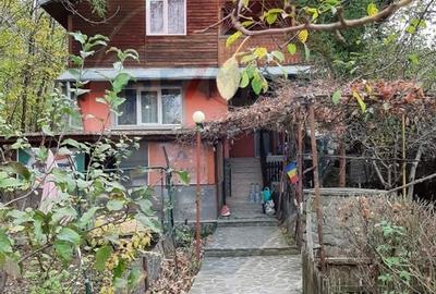 Casă individuală cu 7 camere cu Canalizare în Provița de Jos - 2