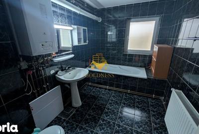 Casă cu 9 camere cu Canalizare în Andrei Mureșanu - 16
