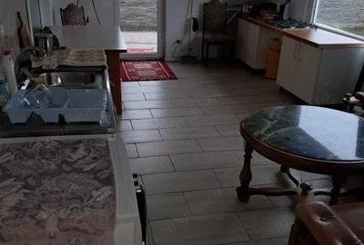 Casă cu 4 camere cu Canalizare în Variaș - 3