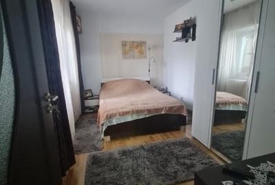 Gara- 2 camere- bloc 1984- etaj intermediar Gara- 2 camere- bloc 1984- etaj intermediar - 5