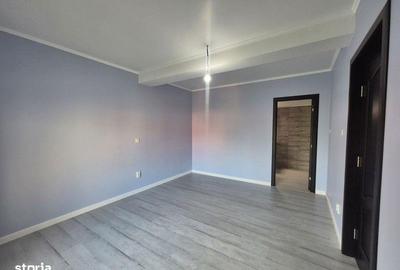Casă cu 4 camere cu Teren 600 Mp în Central - 4