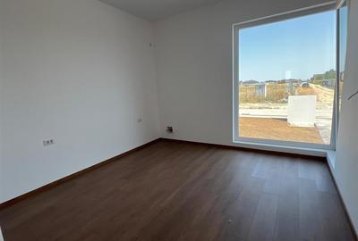 Casa Individuala - 3 camere -2 bai - 10