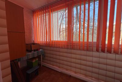 Apartament cu 2 camere, mobilat în Titan - 9