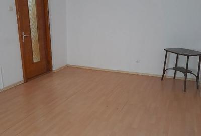 Garsonieră decomandată în Central - 5