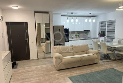 Apartament cu 3 camere semidecomandat, mobilat în Piața Cluj - 1