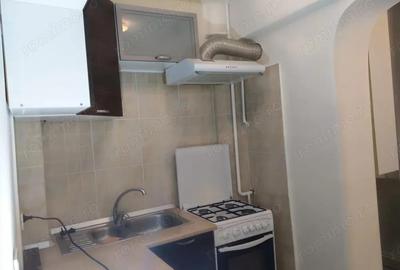 Ofer spre inchiriere garsoniera in zona Sebastian - 1