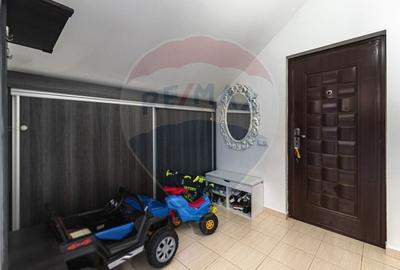 Apartament cu 3 camere decomandat, mobilat în Sânpetru - 13