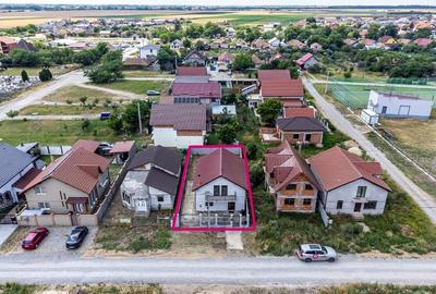 Casă modernă de vânzare la intrare in Zimand Cuz Comision 0