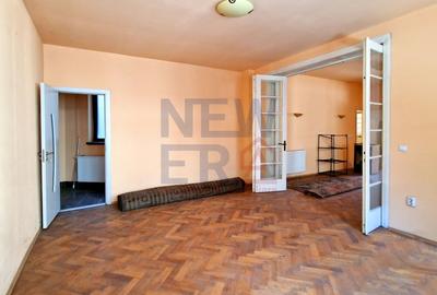 Casă individuală cu 11 camere cu Canalizare în Unirii - 11