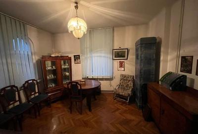 Apartament cu 12 camere semidecomandat, mobilat în Parcul Carol - 2