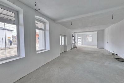 Spațiu comercial, de 175 mp, în Exterior Vest - 3